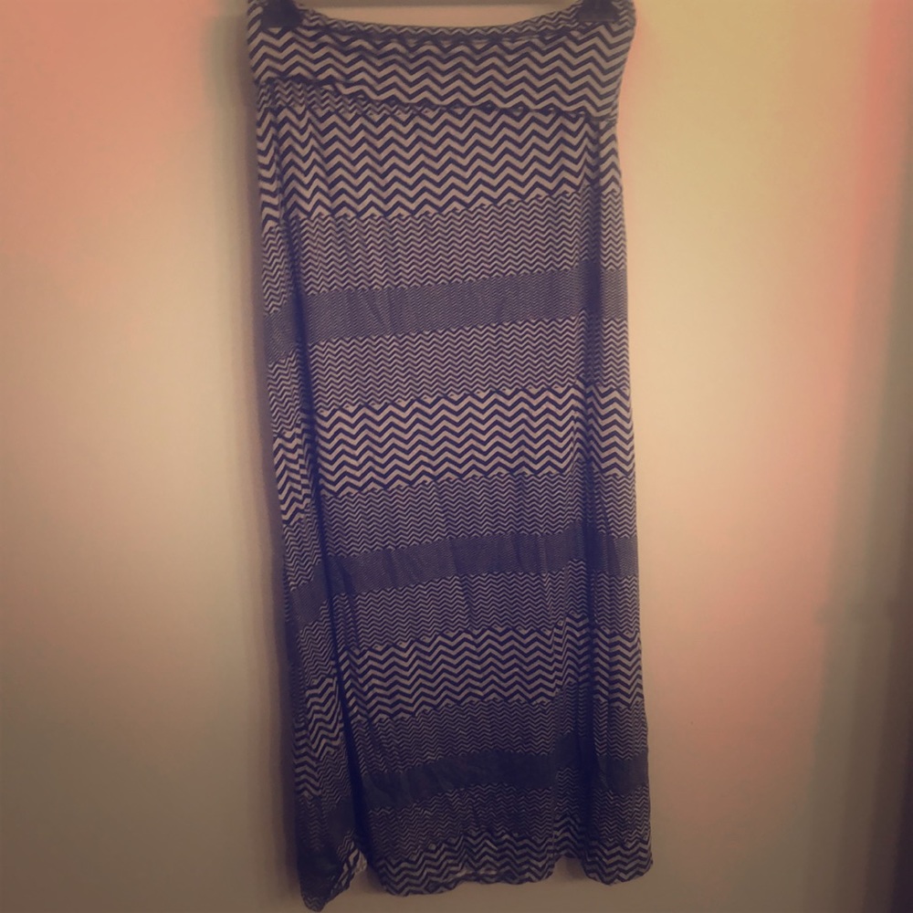 Black and gray chevron maxi skirt